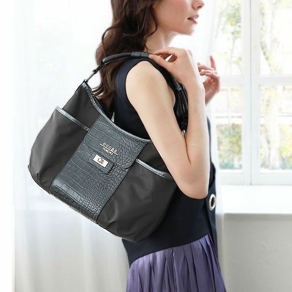 60代の母に人気のショルダーバッグの誕生日プレゼントおすすめ｜Macherie（マシェリ）