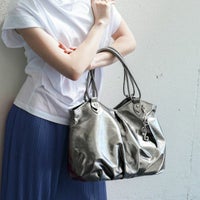000000000160-03.jpg?size=s&w= 